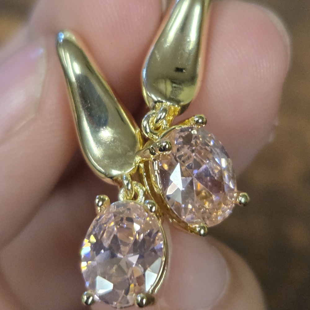 18k Gold Light Pink CZ Earrings - Picture 7 of 10